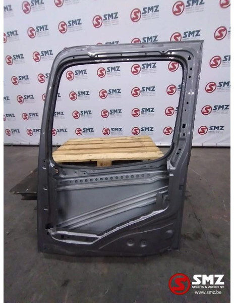 Mercedes-Benz Occ deur rechts Mercedes Arocs 2148 - Door and parts for Truck: picture 3 Mercedes-Benz Occ deur rechts Mercedes Arocs 2148 - Door and parts for Truck: picture 3
