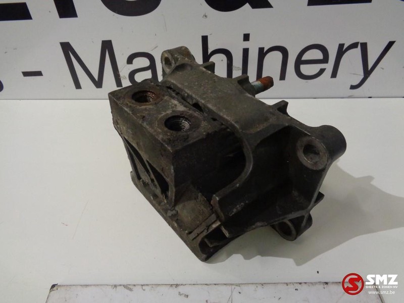 Mercedes-Benz Occ motorsteun - Engine mount for Truck: picture 3 Mercedes-Benz Occ motorsteun - Engine mount for Truck: picture 3