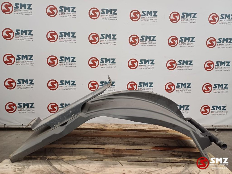 Mercedes-Benz Occ spatbord linksvooraan Mercedes - Body and exterior for Truck: picture 1 Mercedes-Benz Occ spatbord linksvooraan Mercedes - Body and exterior for Truck: picture 1