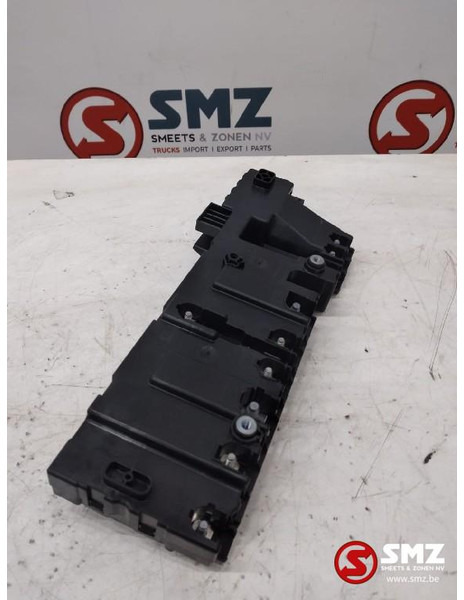 Mercedes-Benz Occ zekeringskast Mercedes - Electrical system for Truck: picture 2 Mercedes-Benz Occ zekeringskast Mercedes - Electrical system for Truck: picture 2
