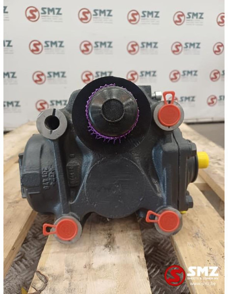 Mercedes-Benz Stuurhuis Mercedes - Steering gear for Truck: picture 2 Mercedes-Benz Stuurhuis Mercedes - Steering gear for Truck: picture 2