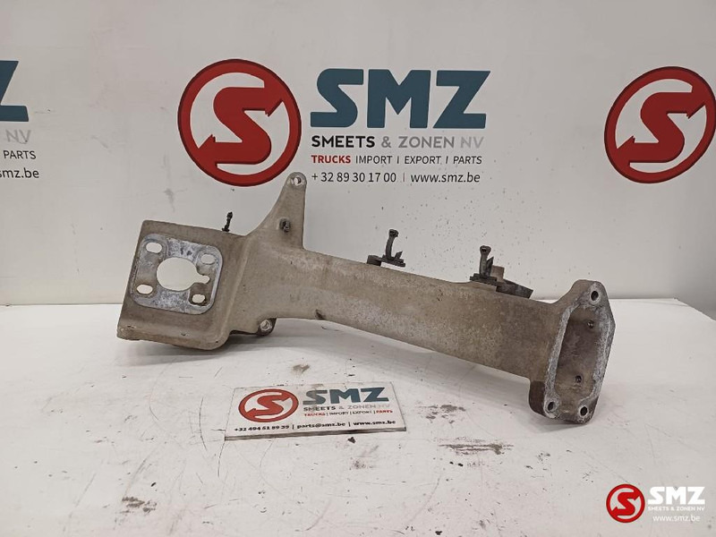 Renault Occ bumpersteun rechts Renault - Bumper for Truck: picture 1 Renault Occ bumpersteun rechts Renault - Bumper for Truck: picture 1