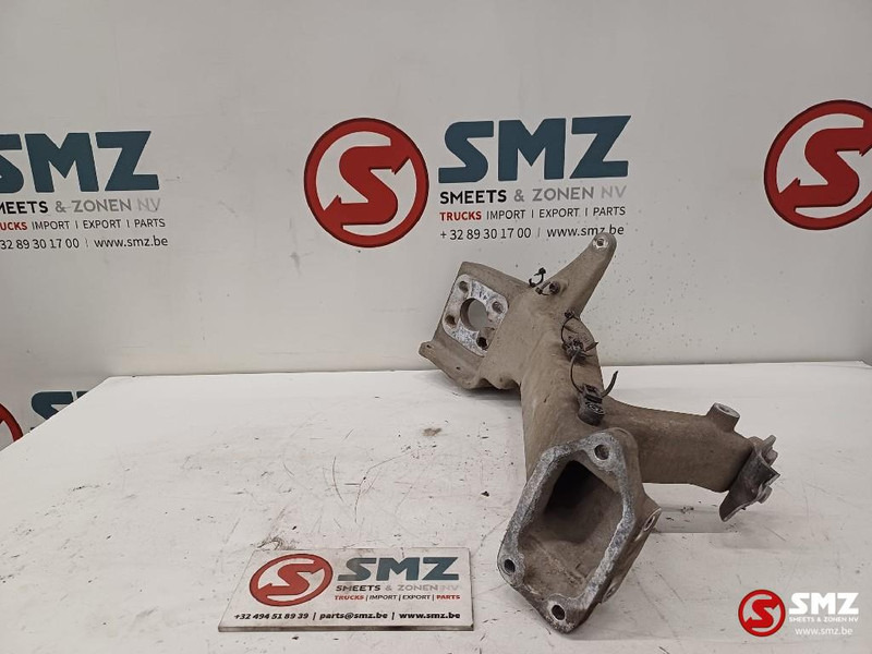 Renault Occ bumpersteun rechts Renault - Bumper for Truck: picture 4 Renault Occ bumpersteun rechts Renault - Bumper for Truck: picture 4