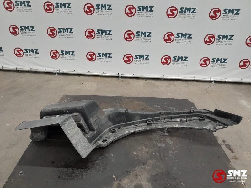 Renault Occ treeplankbehuizing rechts Renault T 82223396 - Door and parts for Truck: picture 1 Renault Occ treeplankbehuizing rechts Renault T 82223396 - Door and parts for Truck: picture 1