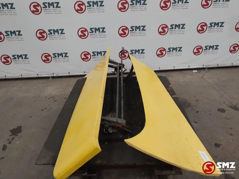 Scania Occ set zijspoilers links+rechts Scania - Aerodynamics/ Spoiler for Truck: picture 2 Scania Occ set zijspoilers links+rechts Scania - Aerodynamics/ Spoiler for Truck: picture 2