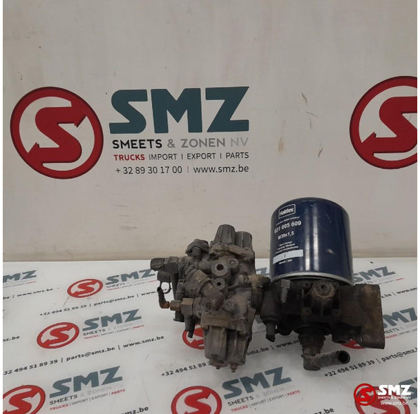 Mercedes-Benz Occ luchtdroger + vierkringsbeveiliging Mercedes - Spare parts for Truck: picture 2 Mercedes-Benz Occ luchtdroger + vierkringsbeveiliging Mercedes - Spare parts for Truck: picture 2