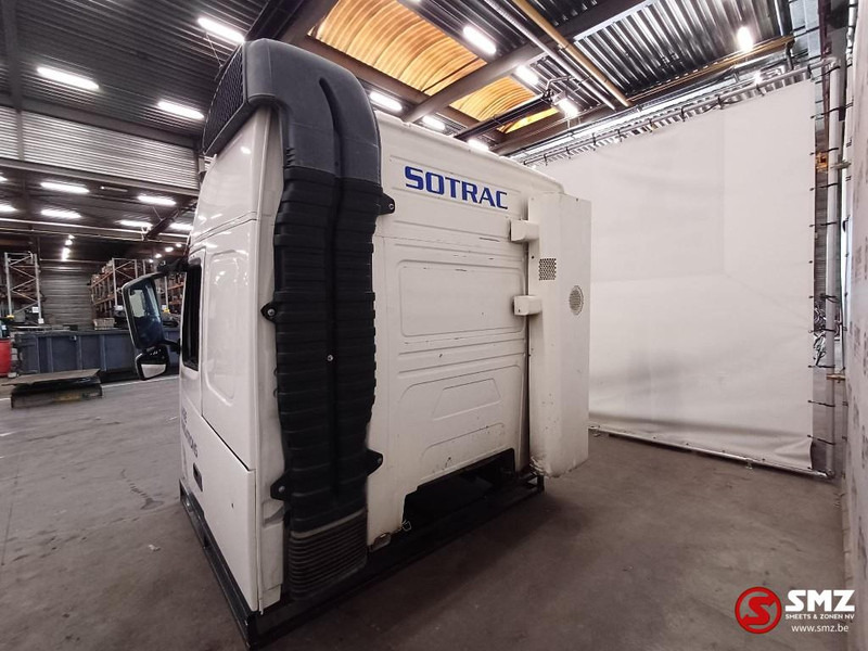 Volvo Occ Cabine Volvo FH2 Globetrotter L2H2 - Cab and interior for Truck: picture 4 Volvo Occ Cabine Volvo FH2 Globetrotter L2H2 - Cab and interior for Truck: picture 4