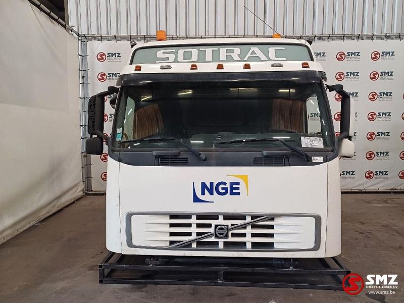 Volvo Occ Cabine Volvo FH2 Globetrotter L2H2 - Cab and interior for Truck: picture 1 Volvo Occ Cabine Volvo FH2 Globetrotter L2H2 - Cab and interior for Truck: picture 1