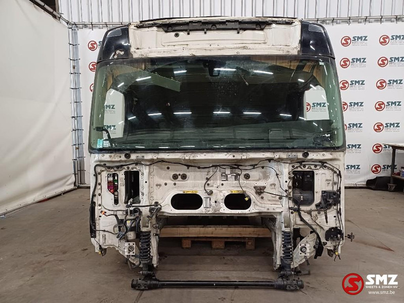 Volvo Occ Cabine Volvo FH4 met schade - Cab and interior for Truck: picture 1 Volvo Occ Cabine Volvo FH4 met schade - Cab and interior for Truck: picture 1
