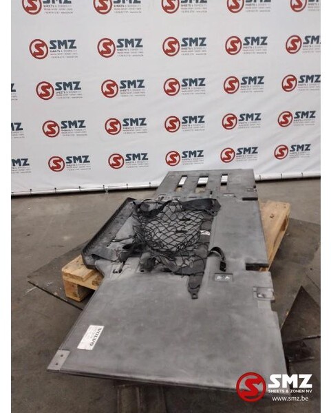 Volvo Occ Plaat bed onder Volvo FH4 84078848 - Cab and interior for Truck: picture 2 Volvo Occ Plaat bed onder Volvo FH4 84078848 - Cab and interior for Truck: picture 2