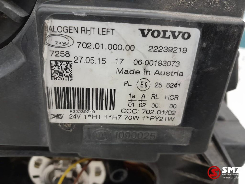 Volvo Occ koplamp links Volvo - Headlight for Truck: picture 5 Volvo Occ koplamp links Volvo - Headlight for Truck: picture 5