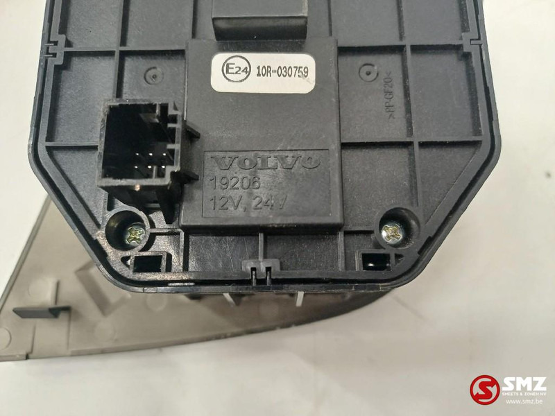 Volvo Occ koplampenschakelaar Volvo - Electrical system for Truck: picture 4 Volvo Occ koplampenschakelaar Volvo - Electrical system for Truck: picture 4