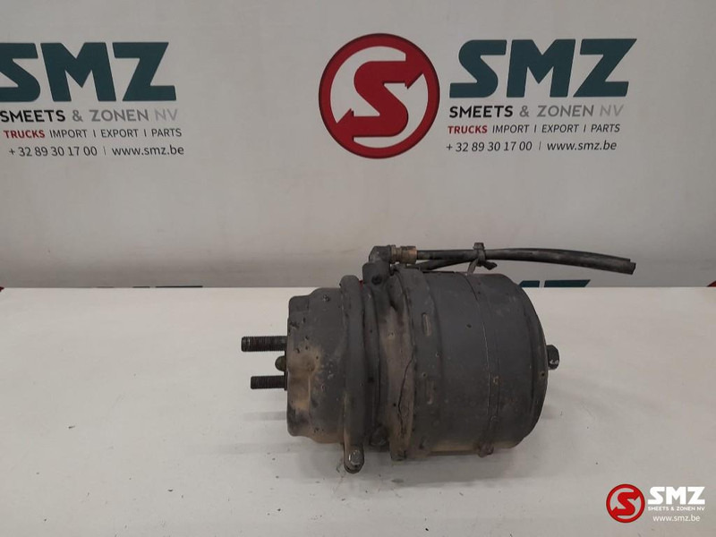 Volvo Occ remcilinder links achteraan Volvo - Brake cylinder for Truck: picture 1 Volvo Occ remcilinder links achteraan Volvo - Brake cylinder for Truck: picture 1