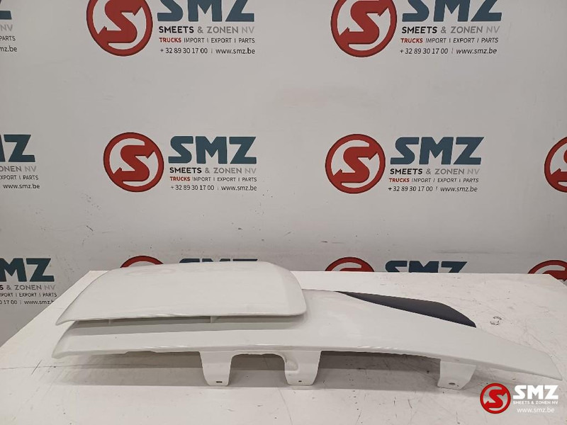 Volvo Occ windgeleider links Volvo - Cab and interior for Truck: picture 2 Volvo Occ windgeleider links Volvo - Cab and interior for Truck: picture 2