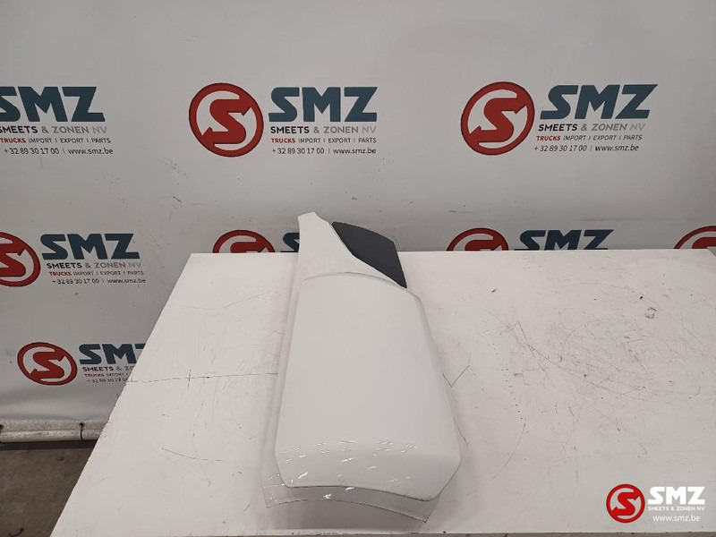 Volvo Occ windgeleider rechts Volvo - Cab and interior for Truck: picture 3 Volvo Occ windgeleider rechts Volvo - Cab and interior for Truck: picture 3