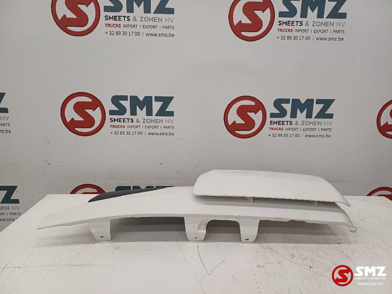 Volvo Occ windgeleider rechts Volvo - Cab and interior for Truck: picture 2 Volvo Occ windgeleider rechts Volvo - Cab and interior for Truck: picture 2
