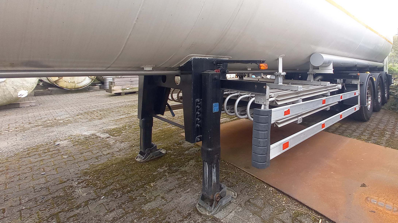 Cryocan Gas tank cryogenic semi-trailer used for LNG Methane - Tank semi-trailer: picture 2 Cryocan Gas tank cryogenic semi-trailer used for LNG Methane - Tank semi-trailer: picture 2