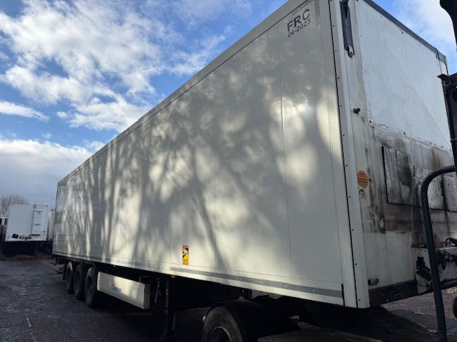 Krone Laadklep APK - Closed box semi-trailer: picture 4 Krone Laadklep APK - Closed box semi-trailer: picture 4