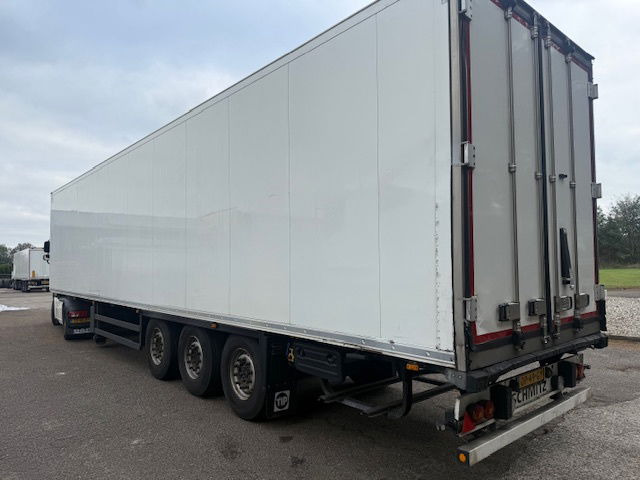 Schmitz Cargobull Vector 1550 liftas - Refrigerator semi-trailer: picture 2 Schmitz Cargobull Vector 1550 liftas - Refrigerator semi-trailer: picture 2