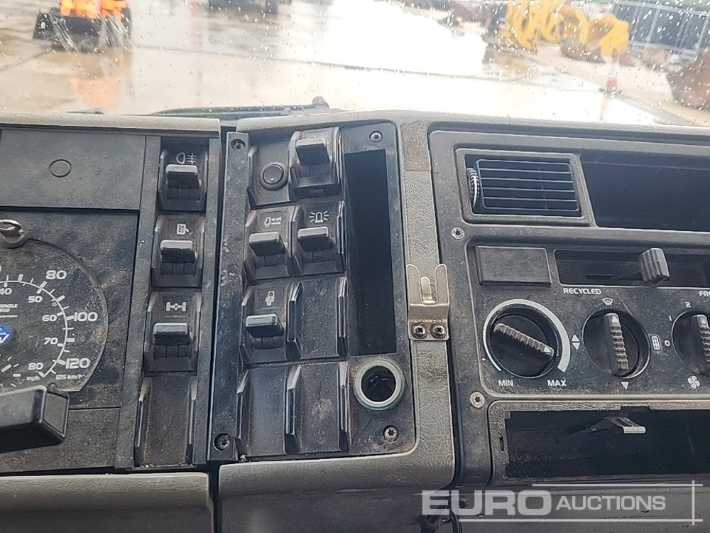 Tank truck 1995 Volvo FL6 14: picture 29