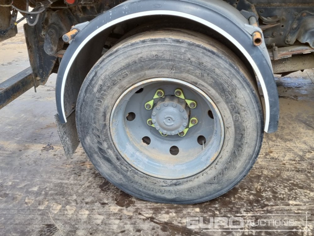 Road sweeper 2004 Iveco ML130E18K: picture 12