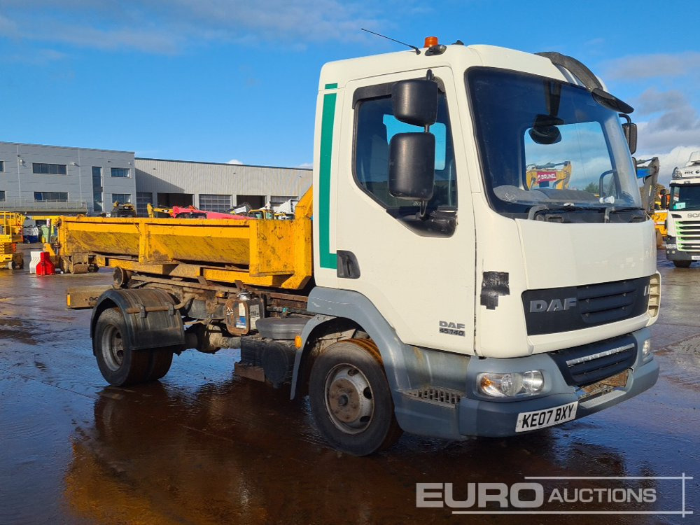 Hook lift truck 2007 DAF LF45.140: picture 7 Hook lift truck 2007 DAF LF45.140: picture 7