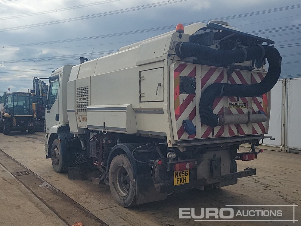 2007 DAF LF55.180 - Road sweeper: picture 3 2007 DAF LF55.180 - Road sweeper: picture 3