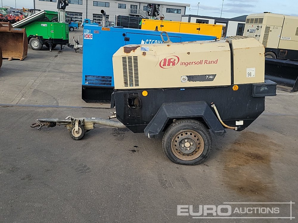 2009 Doosan R1090F - Air compressor: picture 2 2009 Doosan R1090F - Air compressor: picture 2