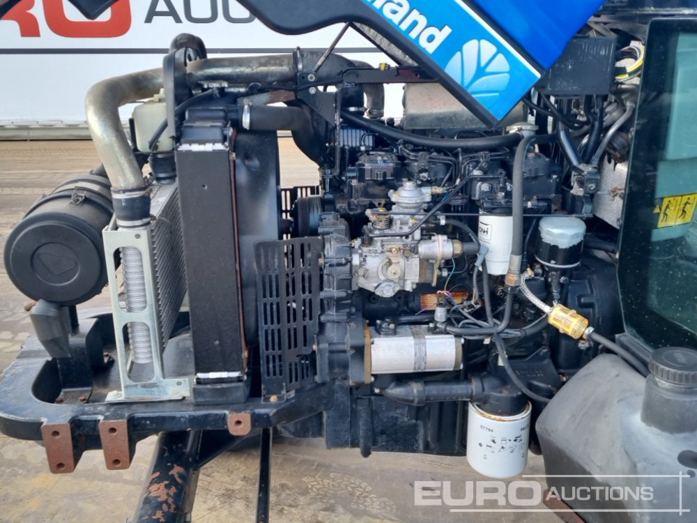 Farm tractor 2010 New Holland TD5010: picture 24