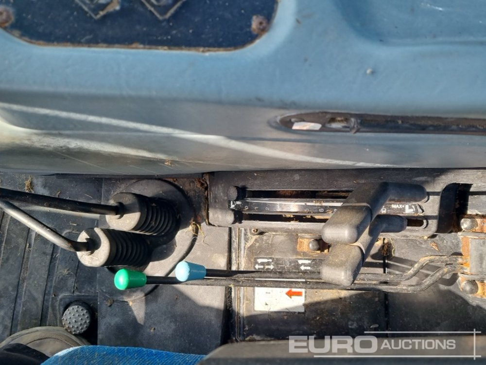 Farm tractor 2010 New Holland TD5010: picture 42