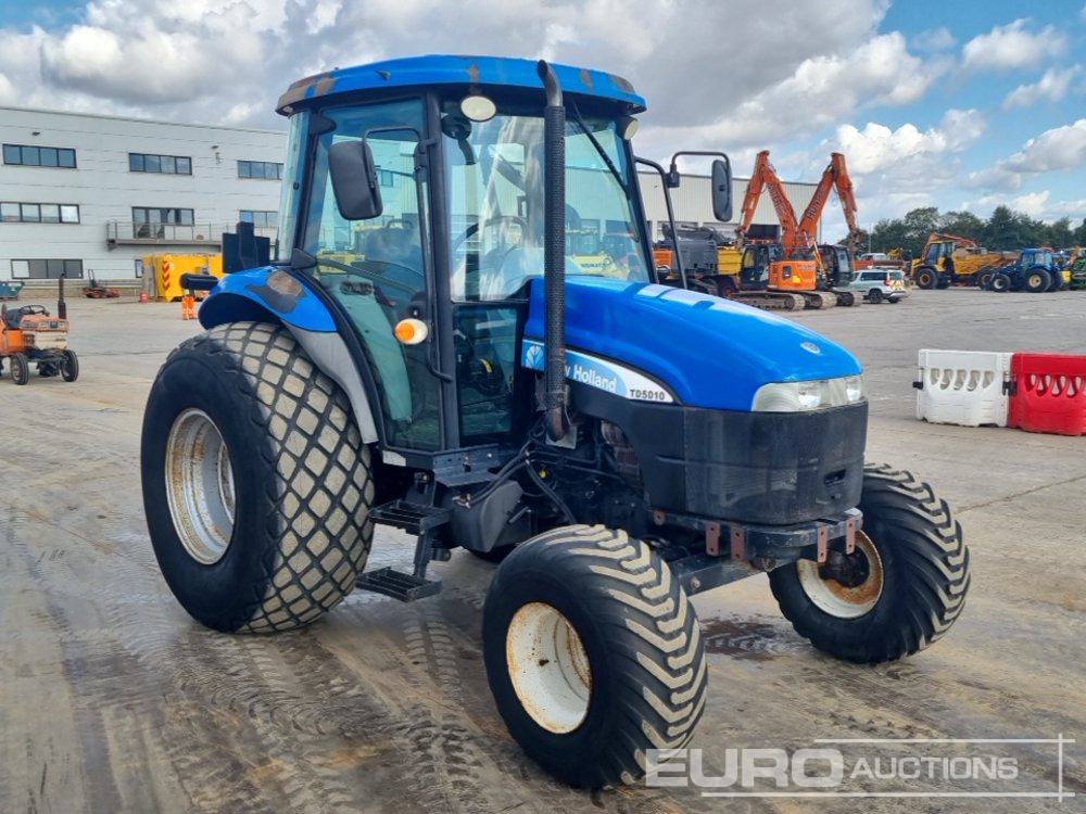 Farm tractor 2010 New Holland TD5010: picture 7