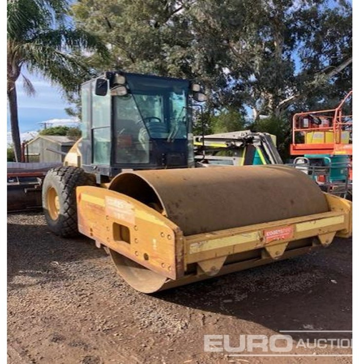 2011 CAT CP533E - Roller: picture 3 2011 CAT CP533E - Roller: picture 3