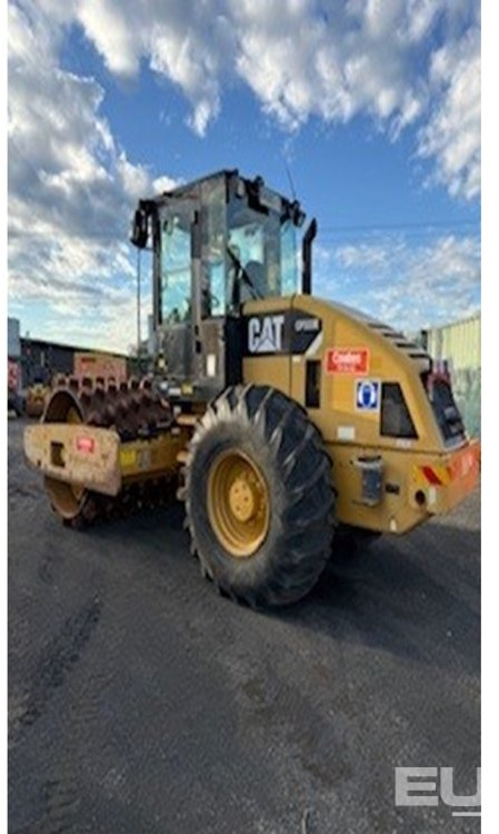 2011 CAT CP533E - Roller: picture 3 2011 CAT CP533E - Roller: picture 3
