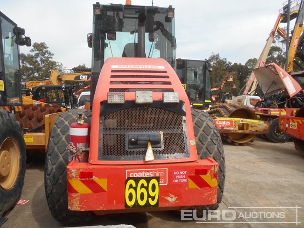 2011 CAT CS-533E - Roller: picture 3 2011 CAT CS-533E - Roller: picture 3