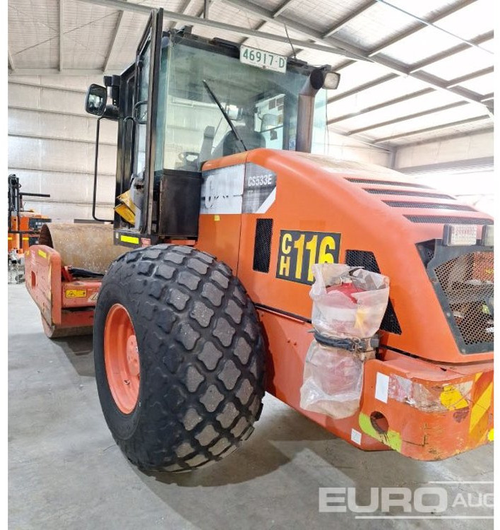 2011 CAT CS533XT Single Drum Roller, A/C - Roller: picture 2 2011 CAT CS533XT Single Drum Roller, A/C - Roller: picture 2