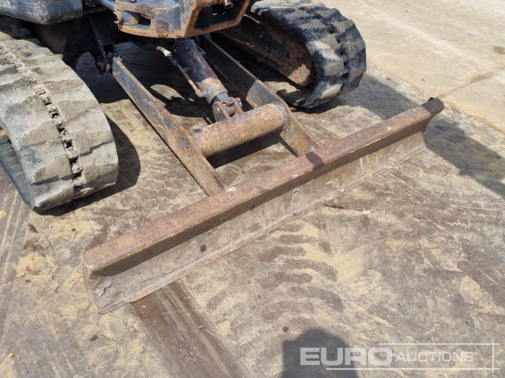 Mini excavator 2011 Doosan DX27Z: picture 28