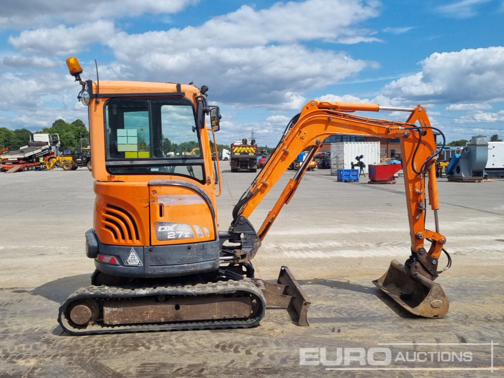 Mini excavator 2011 Doosan DX27Z: picture 6