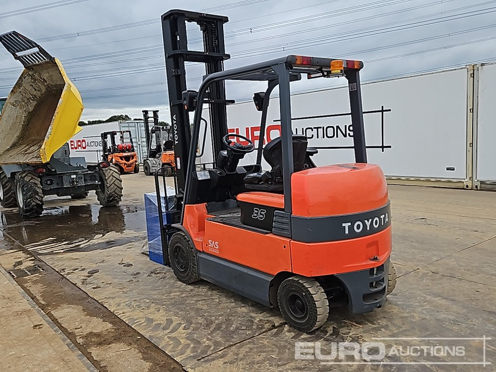 2011 Toyota 7FBMF35 - Forklift: picture 3 2011 Toyota 7FBMF35 - Forklift: picture 3