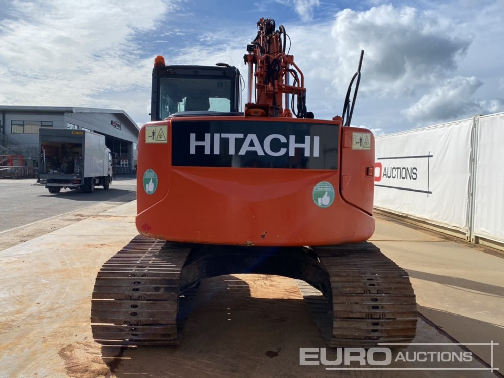 2012 Hitachi ZX135US-3 - Crawler excavator: picture 4 2012 Hitachi ZX135US-3 - Crawler excavator: picture 4