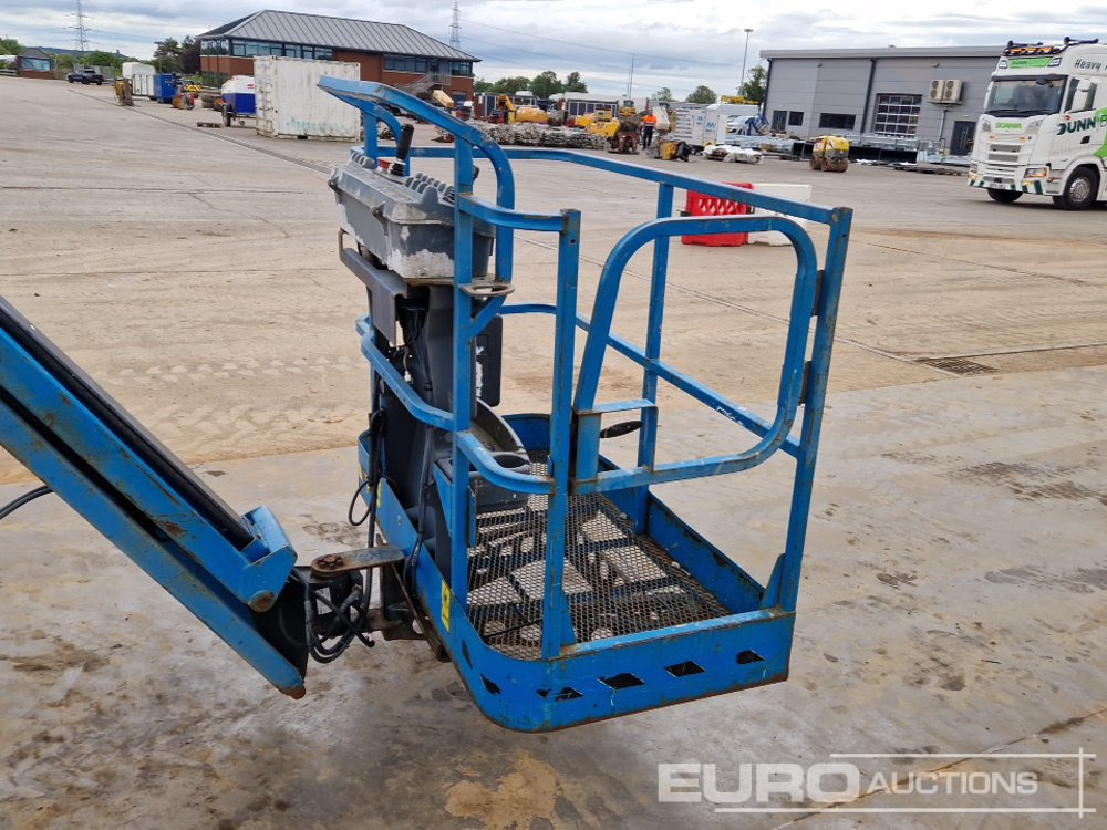 Aerial platform 2012 JLG M450AJ: picture 22