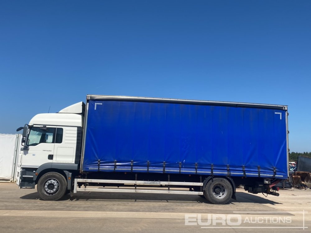 2012 MAN TGM 18.250 - Curtainsider truck: picture 2 2012 MAN TGM 18.250 - Curtainsider truck: picture 2