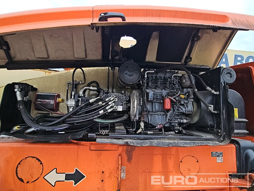 Articulated boom 2013 JLG 1250AJP: picture 34