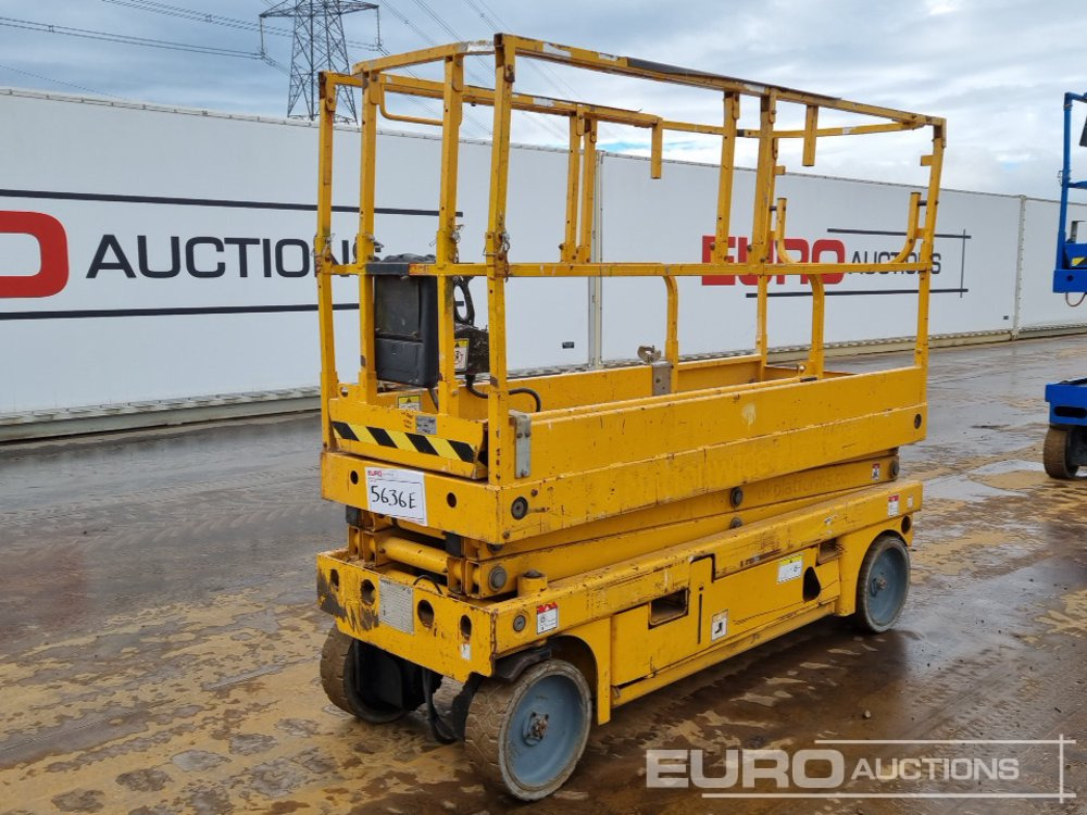 2014 Haulotte Compact 8 - Aerial platform: picture 1 2014 Haulotte Compact 8 - Aerial platform: picture 1