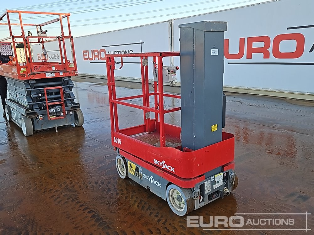 2014 SkyJack SJ 16 - Aerial platform: picture 3 2014 SkyJack SJ 16 - Aerial platform: picture 3