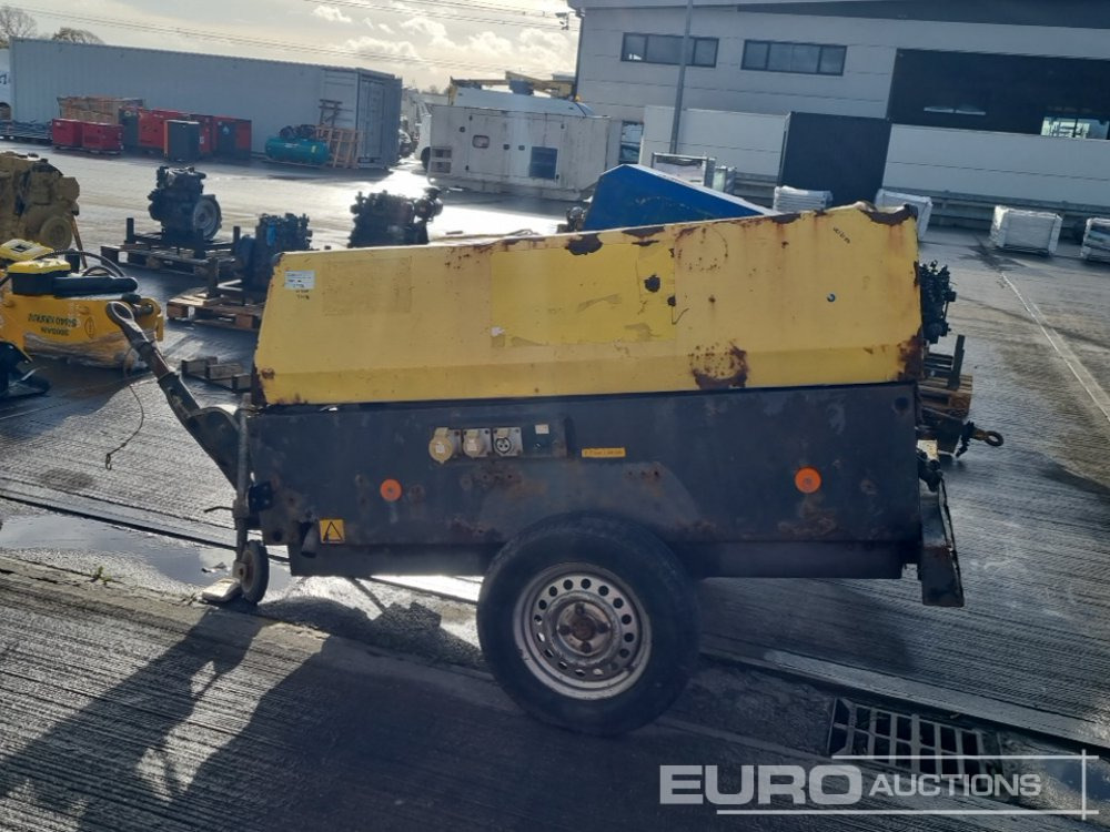 2015 Atlas Copco XAS47 92CFM - Air compressor: picture 2 2015 Atlas Copco XAS47 92CFM - Air compressor: picture 2