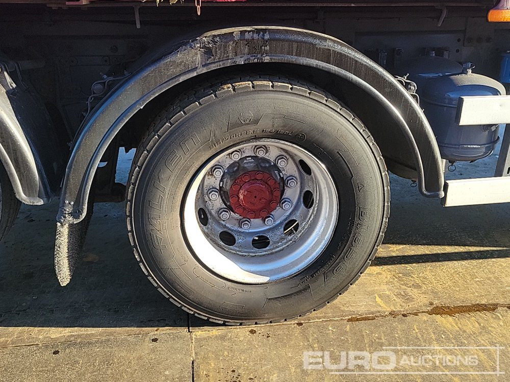 Dropside/ Flatbed truck 2015 DAF CF290: picture 10