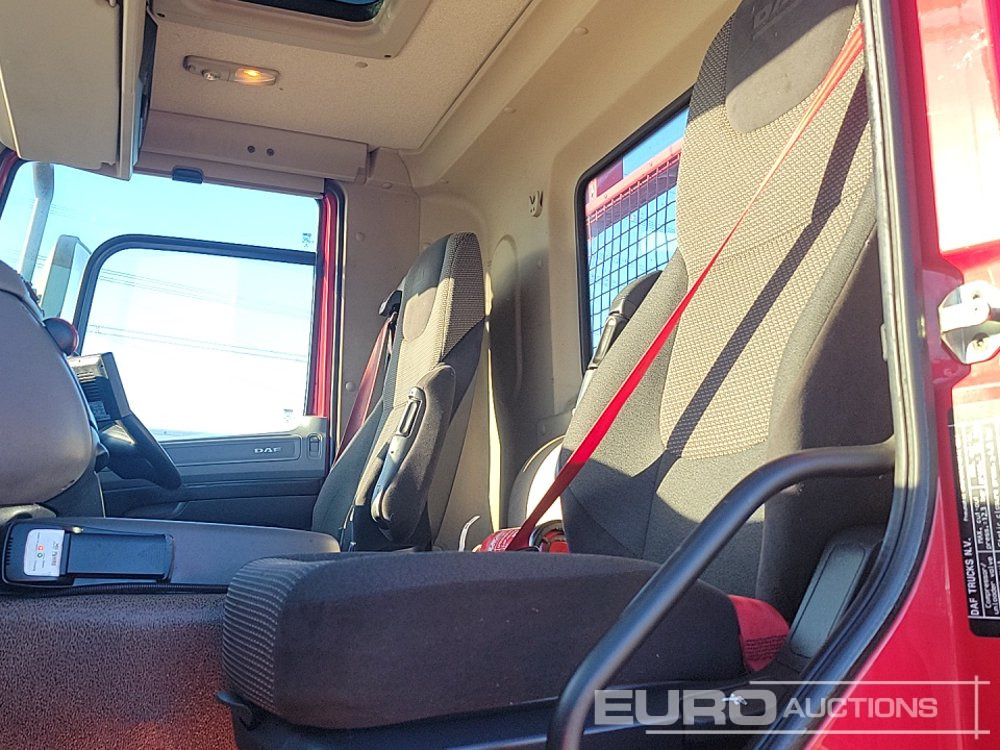 Dropside/ Flatbed truck 2015 DAF CF290: picture 36