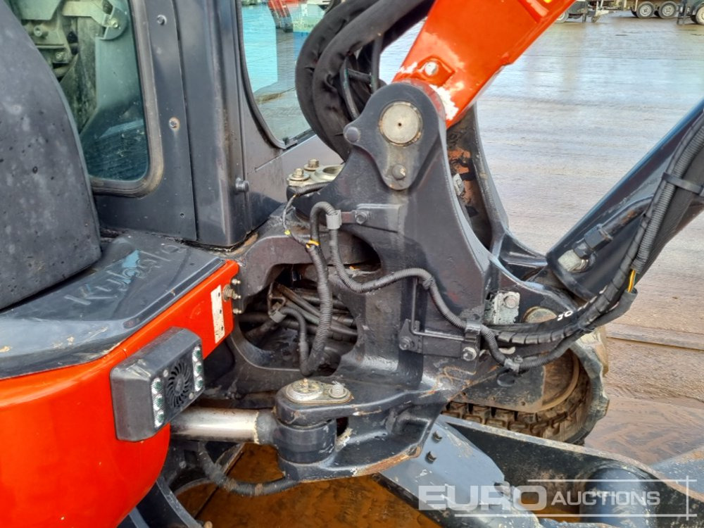 Mini excavator 2015 Kubota KX57-4: picture 17