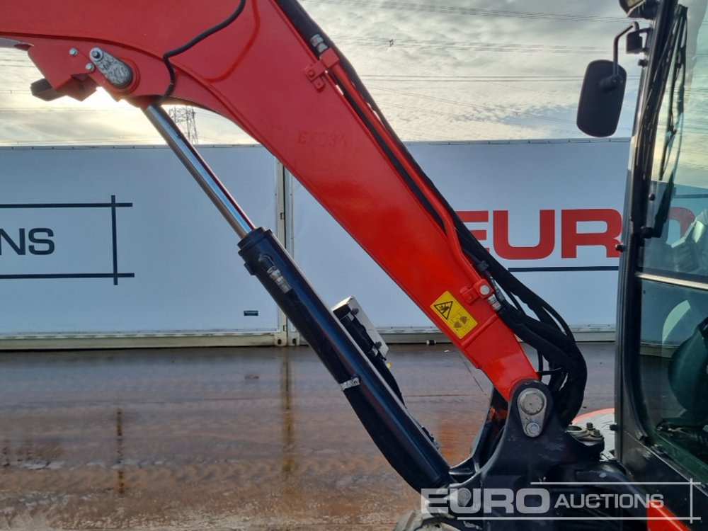 Mini excavator 2015 Kubota KX57-4: picture 26