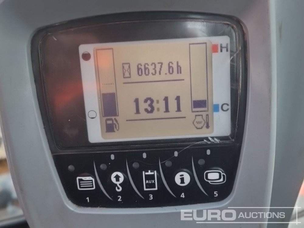 Mini excavator 2015 Kubota KX57-4: picture 44